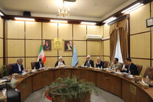 آزادی ۹۰۰ نفر از زندان اوین با ارفاقات قانونی